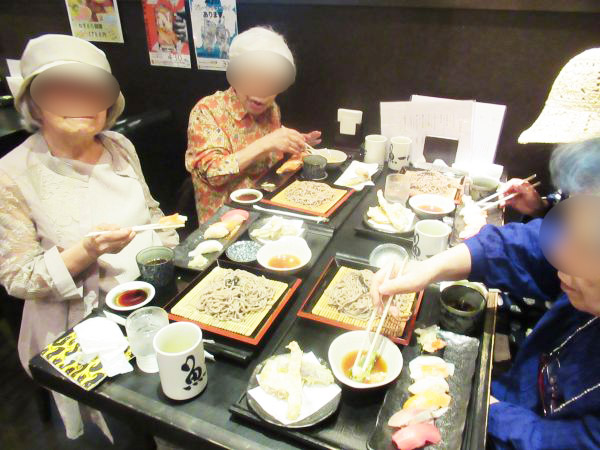 外出レク