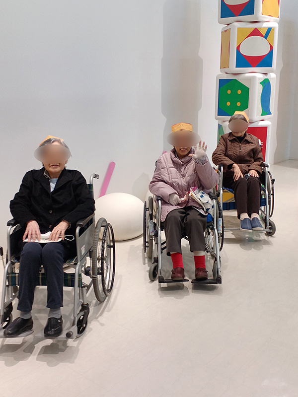 工場見学ツアー