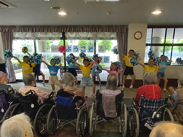 キッズチアダンス