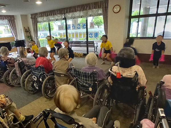 キッズチアダンス