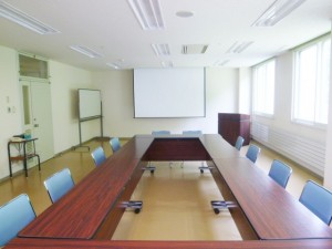 会議室 011